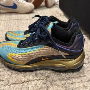 Nike Air Max Sneakers in Blue and Gold